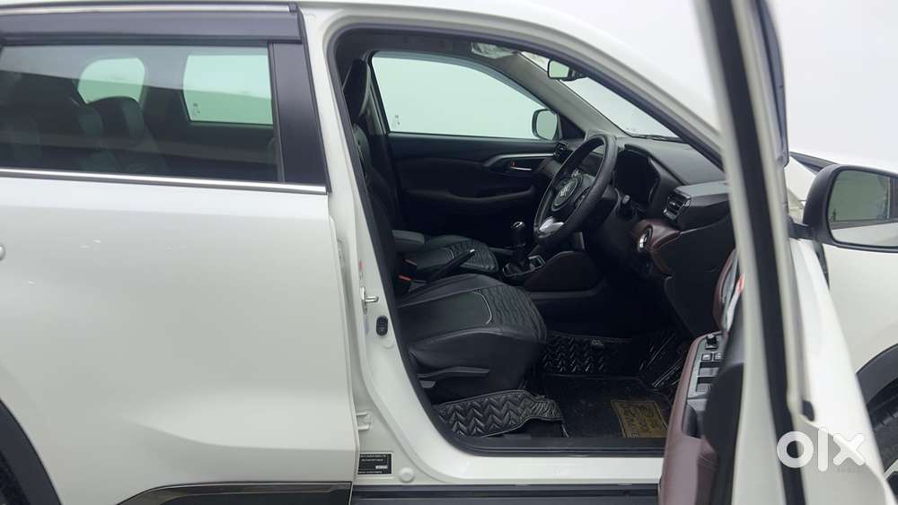 Maruti Suzuki Grand Vitara 1.5 Zeta Cng, 2023, Cng & Hybrids