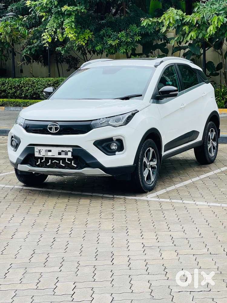 Tata Nexon 1.5 Revotorq Xza Plus S Amt, 2021, Diesel