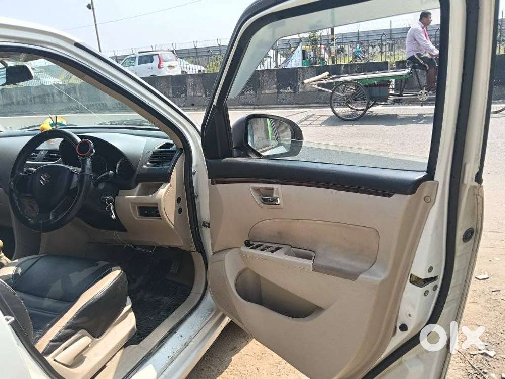 Maruti Suzuki Swift Dzire 1.2 Vxi Bsiv, 2017, Petrol