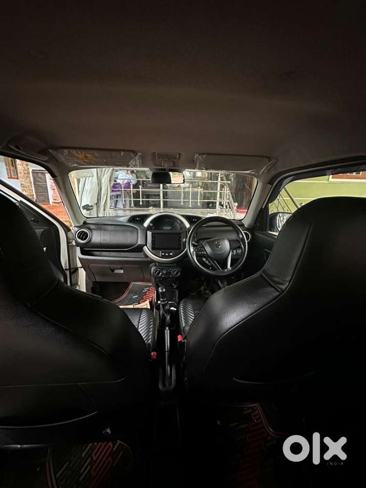 Maruti Suzuki S-presso Vxi + 2020
