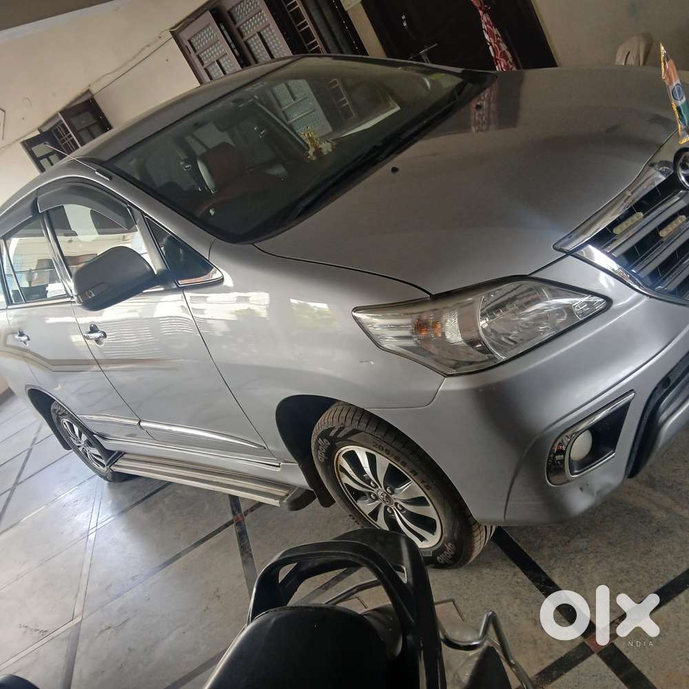 Toyota Innova 2.5 Vx 8 Str, 2018, Diesel