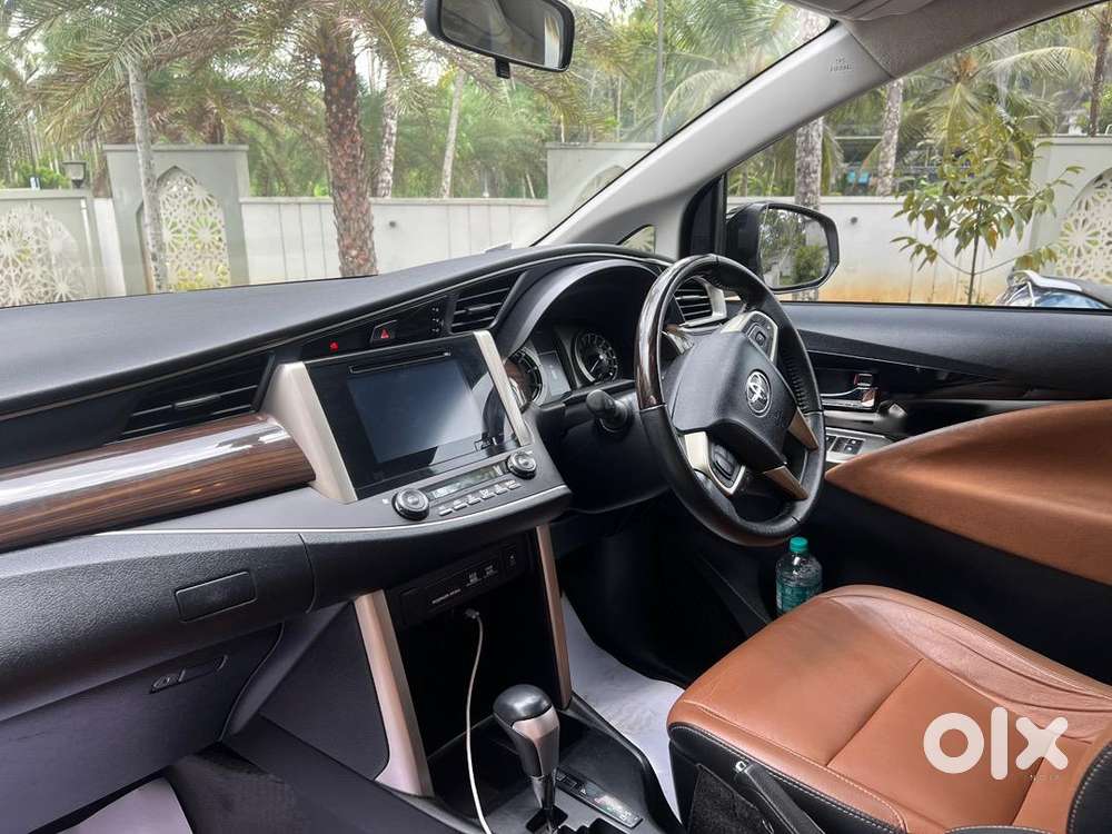 Toyota Innova Crysta 2018 Diesel Well Maintained