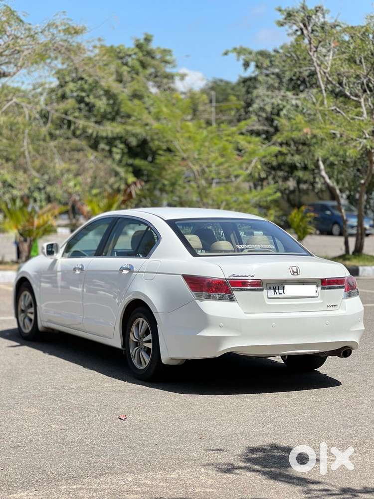 Honda Accord 2.4 Automatic, 2011, Petrol