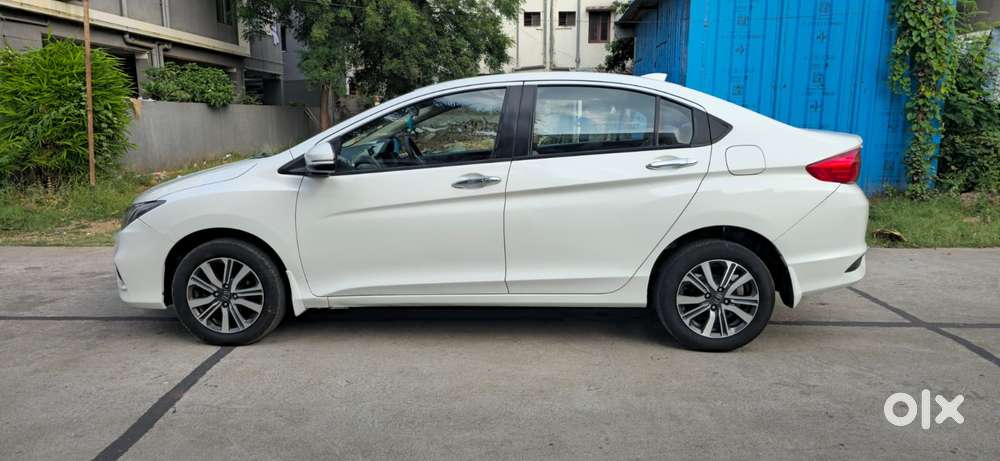 Honda City I-vtec V, 2017, Petrol