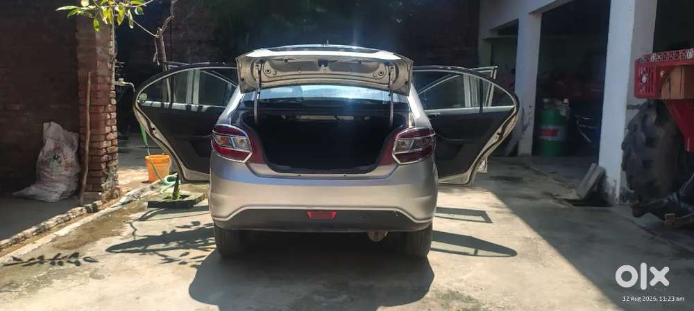 Tata Zest 1.2t Revotron डीज़ल ऑटोमैटिक 16