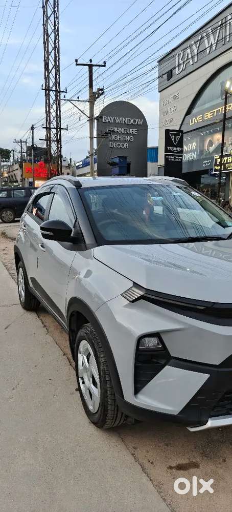 Tata Nexon Pure Plus 1.5 Turbo Diesel 2025