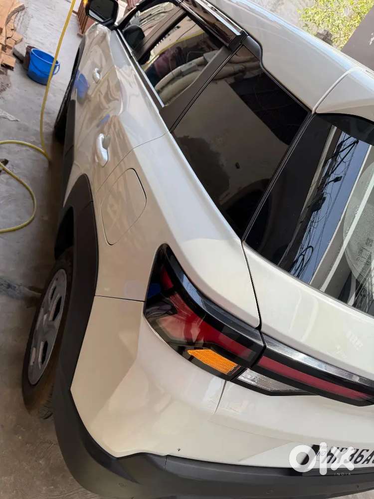 Maruti Suzuki Brezza 2025 Lxi Smart Hybrid