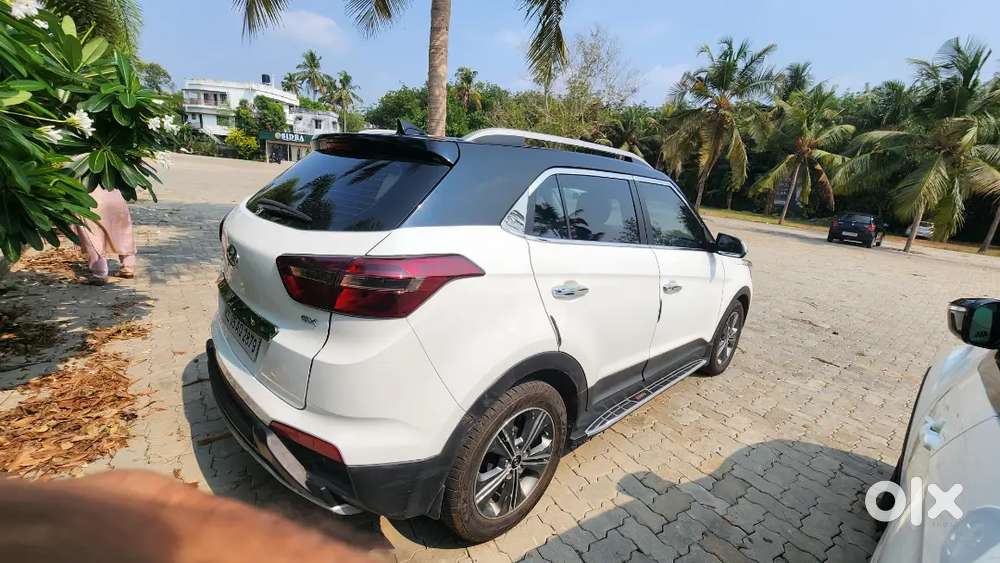 Hyundai Creta Petrol Dual Tone, With Loaded Genuine Accessories,