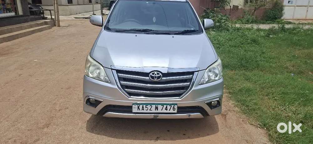 Toyota Innova Diesel 2014