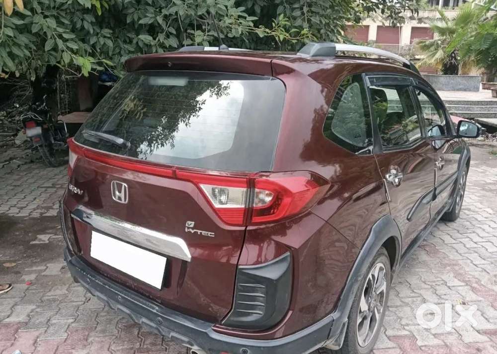 Honda Br-v Style Edition V Cvt, 2018, Petrol