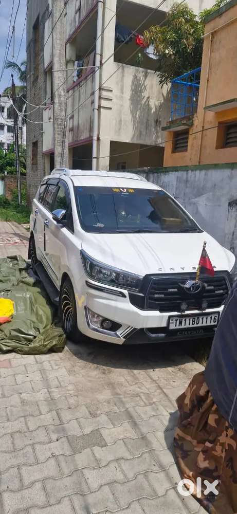Toyota Innova Crysta 2023