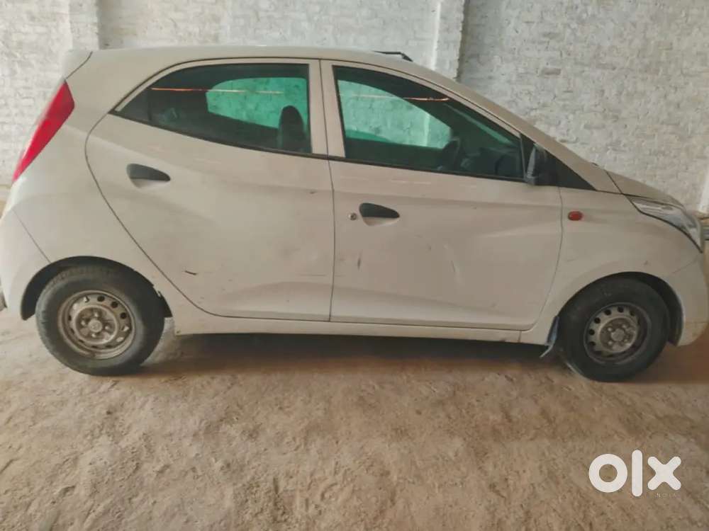 Hyundai Eon Era+ Petrol Car