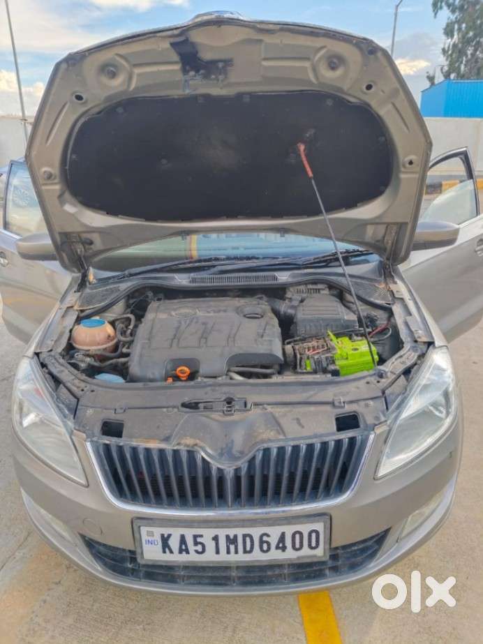Skoda Rapid Elegance 1.6 Tdi Cr Manual, 2013, Diesel