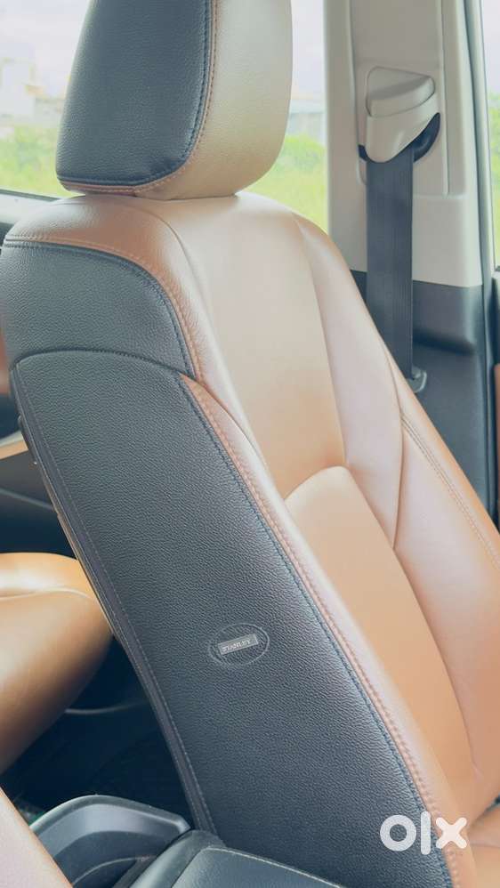 Toyota Innova Crysta 2020