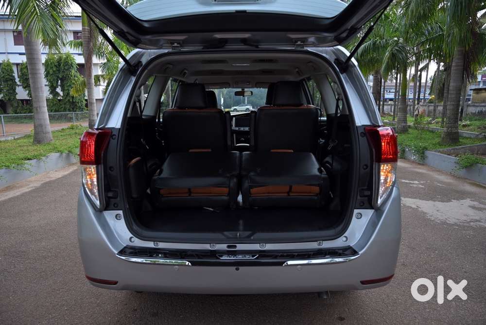 Toyota Innova Crysta 2018 Diesel Well Maintained
