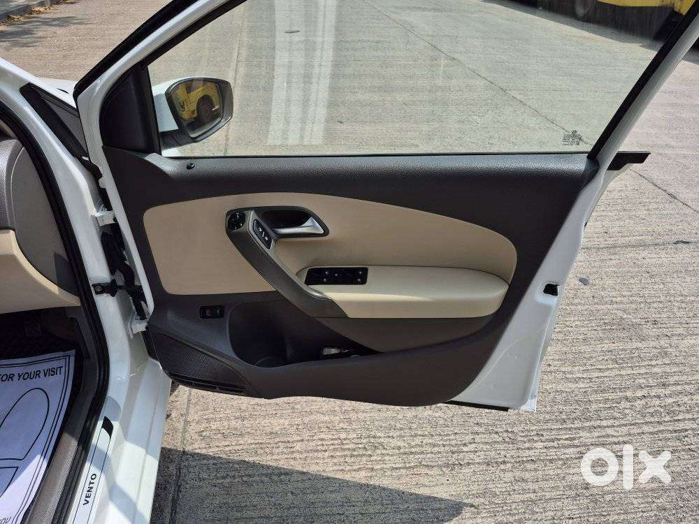 Volkswagen Vento 1.2l Tsi Highline Plus At Petrol, 2017, Petrol