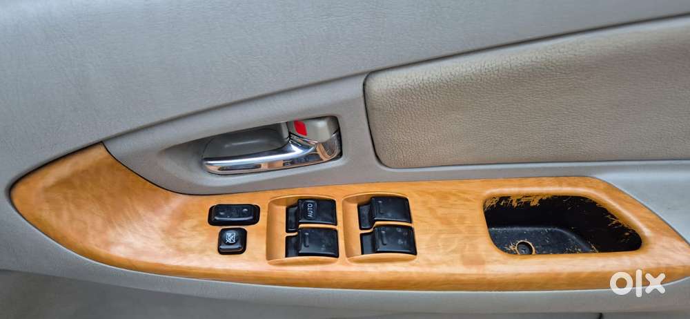 Toyota Innova 2.5 V 7 Str, 2010, Diesel