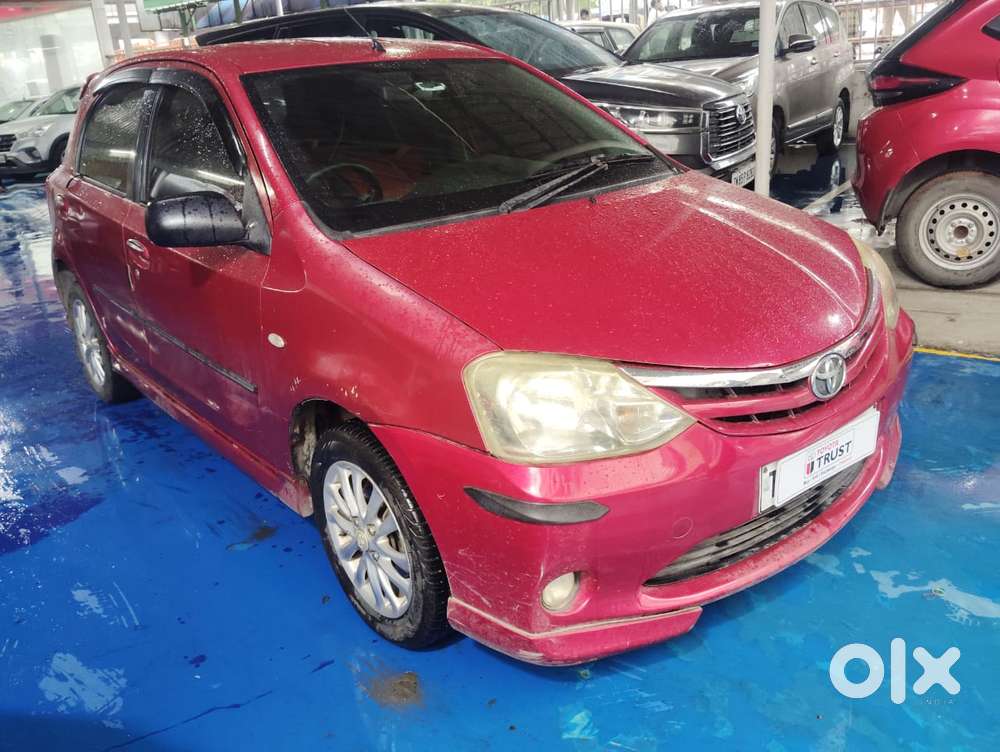 Toyota Etios Liva, 2011, Petrol