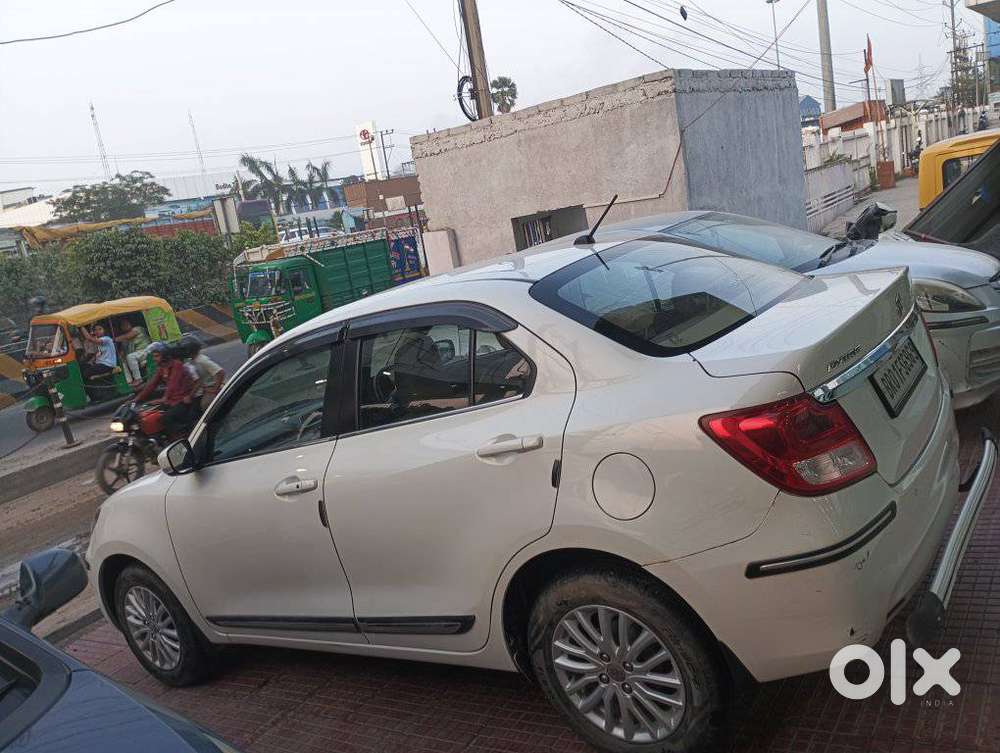 Maruti Suzuki Dzire 1.2 Zxi, 2022, Petrol