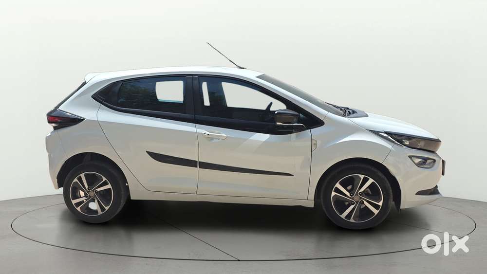 Tata Altroz Xz, 2022, Petrol