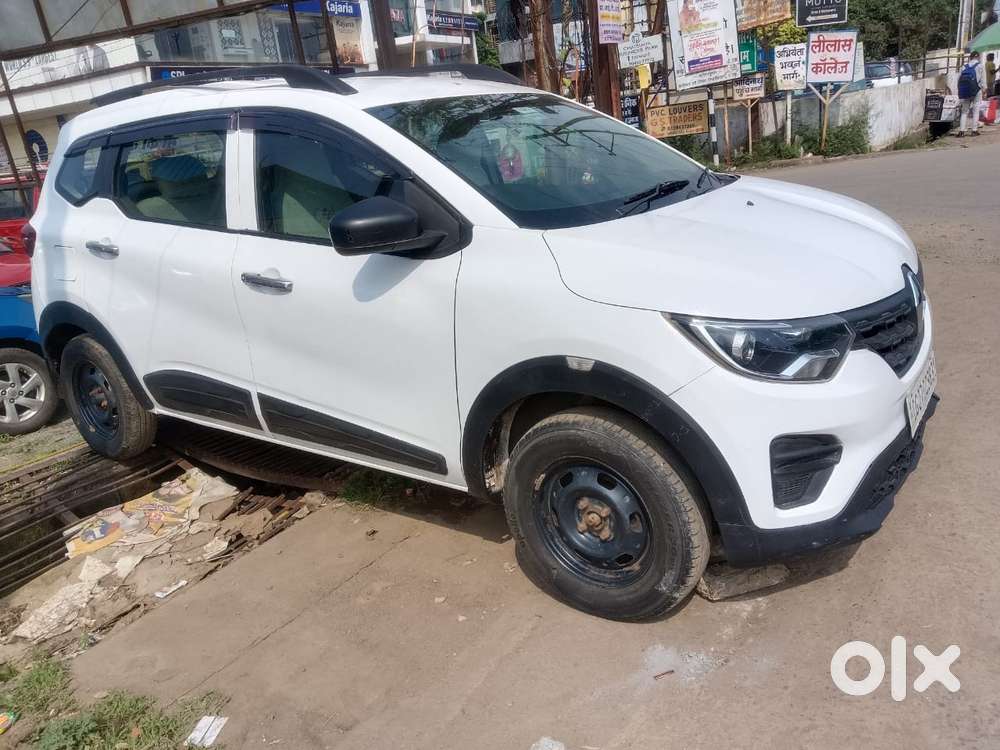 Renault Triber 1.0 Rxe, 2021, Petrol
