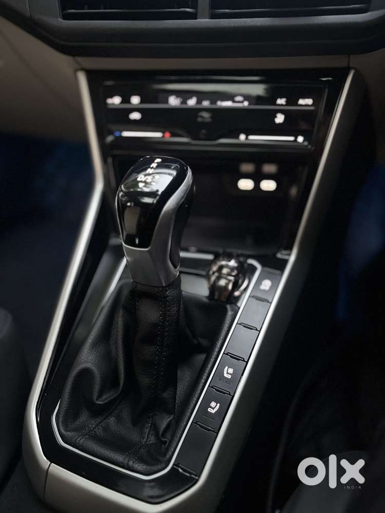 Volkswagen Virtus 1.0 Topline Tsi At, 2023, Petrol