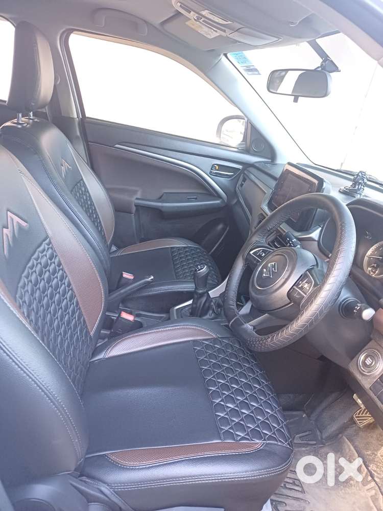 Maruti Suzuki Brezza 1.5 Zxi Smart Hybrid, 2024, Petrol