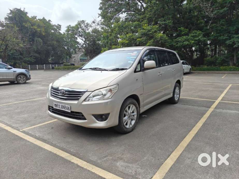 Toyota Innova 2.5 G (diesel) 8 Seater, 2013, Diesel