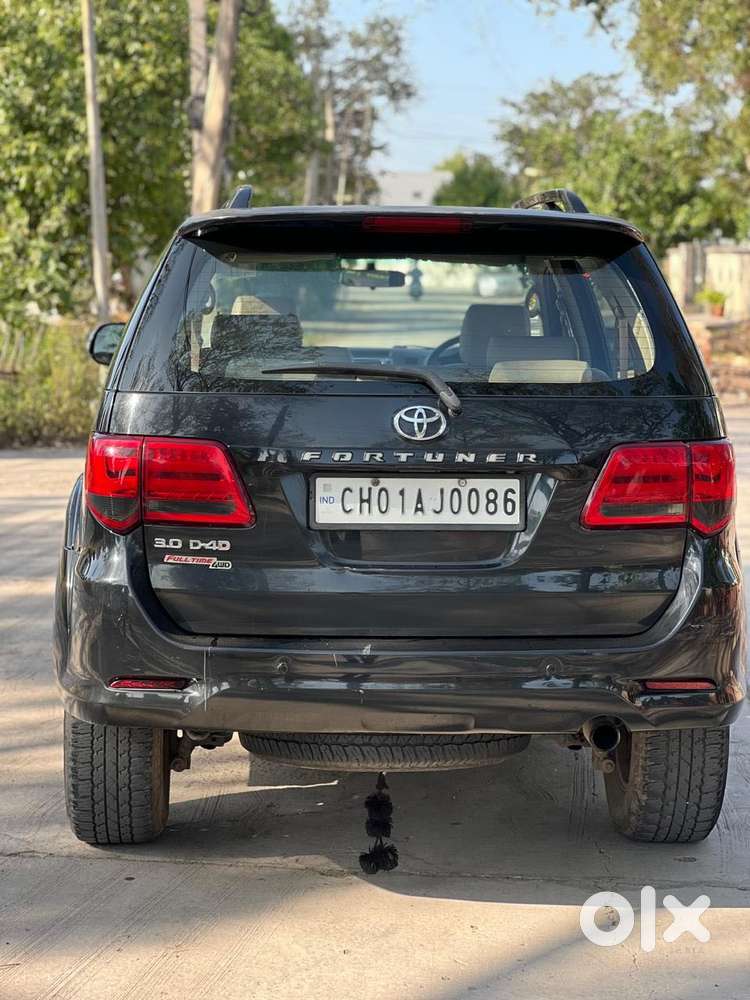 Toyota Fortuner 2011-2016 4x4 Mt, 2015, Diesel