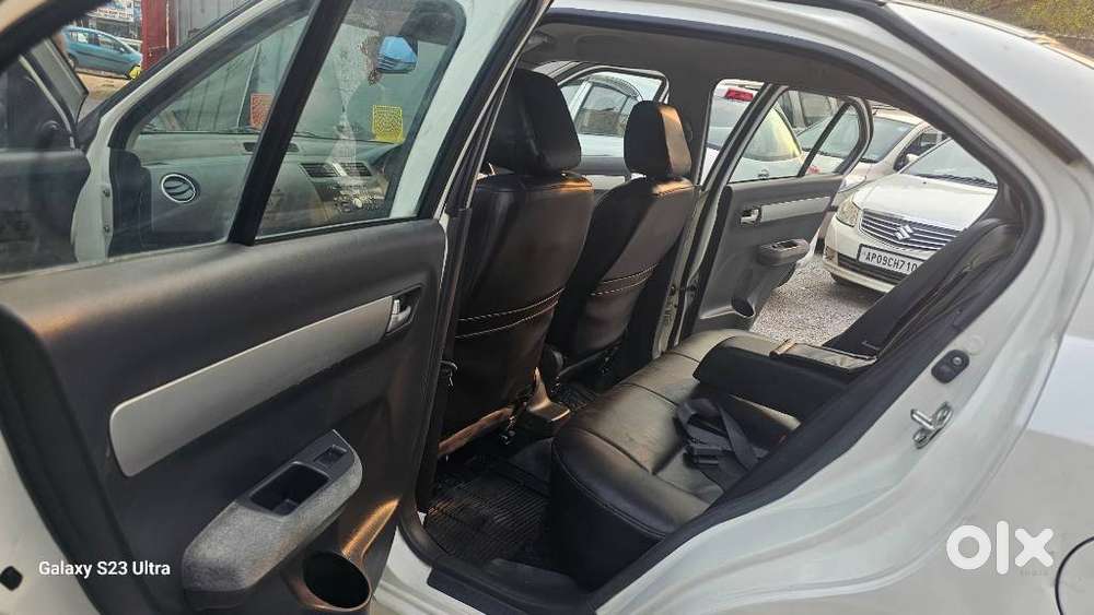 Maruti Suzuki Swift Dzire 1.2 Vxi Bsiv, 2011, Petrol