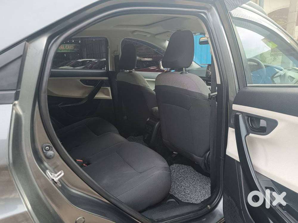 Tata Nexon Pure 1.2 S Revotron Petrol 6 Mt, 2026, Petrol