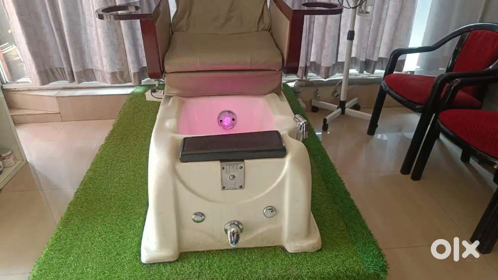 Pedicure chair