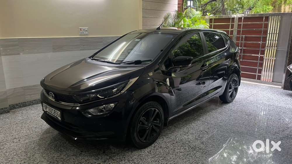 Tata Altroz 2023 Petrol Manual 1.2 Top Model Dark Edition