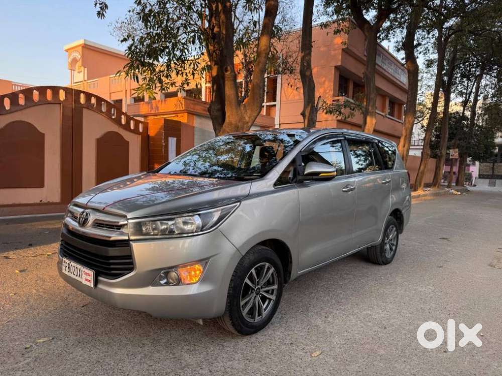 Toyota Innova Crysta 2.4 Gx Mt, 2019, Diesel