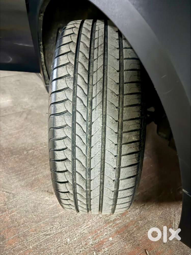 Mini Cooper D At 2014  44 K  Full Service  New Rft Tyres