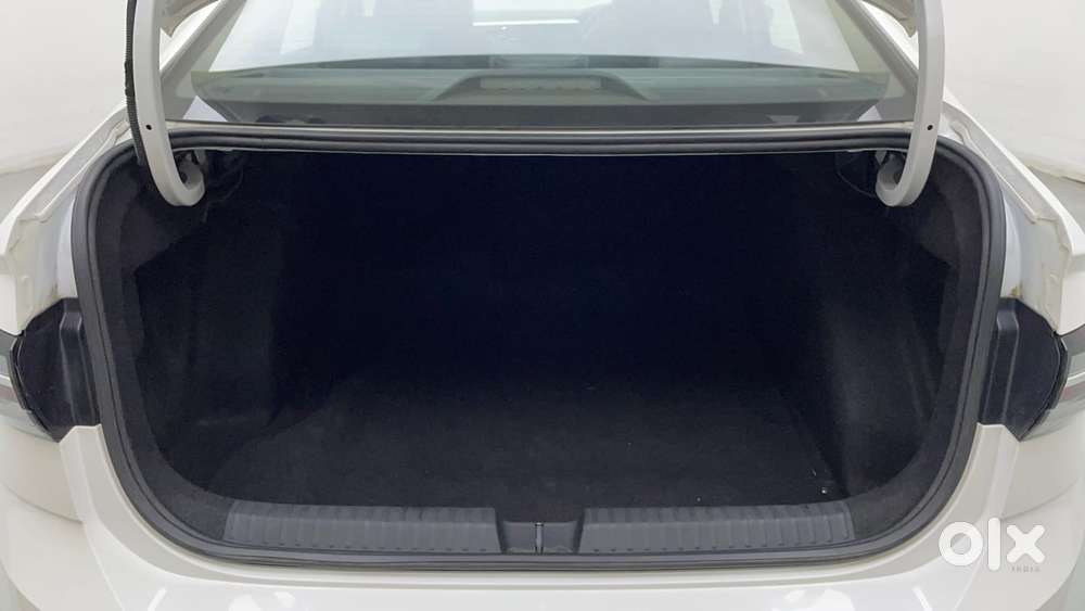 Volkswagen Virtus Highline Plus 1.0 Tsi At, 2024, Petrol