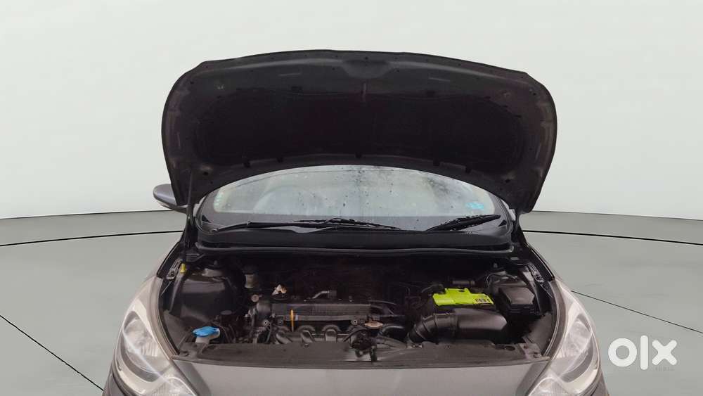 Hyundai Verna Fluidic 1.6 Vtvt Sx, 2013, Petrol