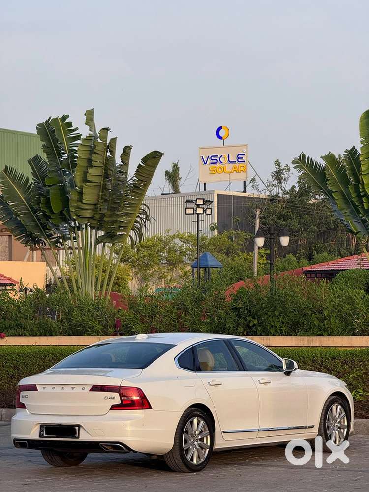 Volvo S90 D4 2019