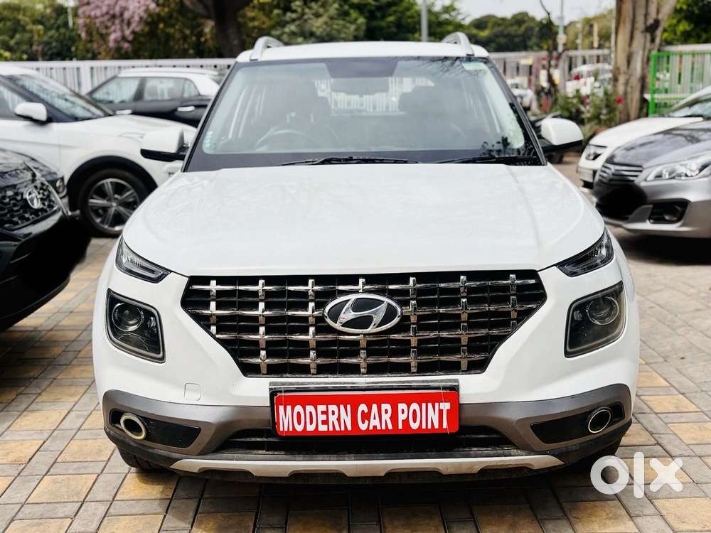 Hyundai Venue Sx Dual Tone Turbo, 2020, Diesel