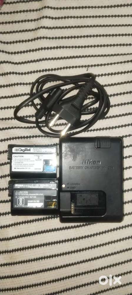 Nikon D7500 sutter 44000 good condition