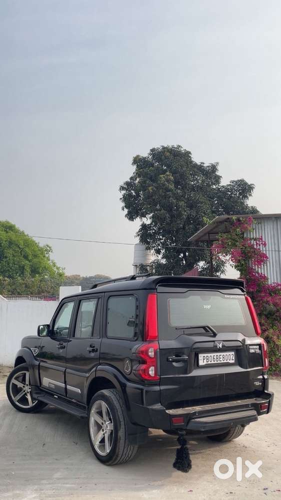 Mahindra Scorpio Classic 2023