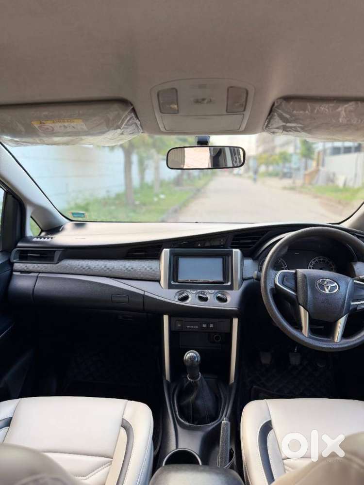 Toyota Innova Crysta 2.4 Gx 8 Str, 2018, Diesel