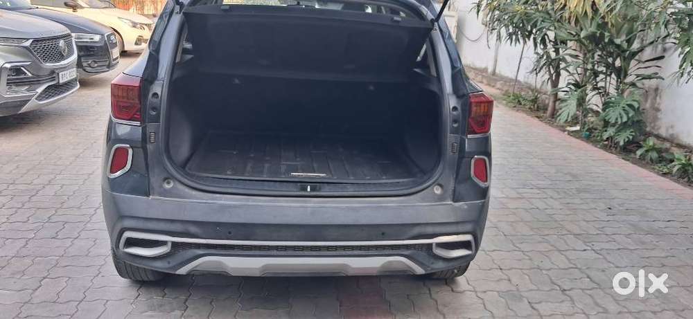 Kia Seltos, 2023, Petrol