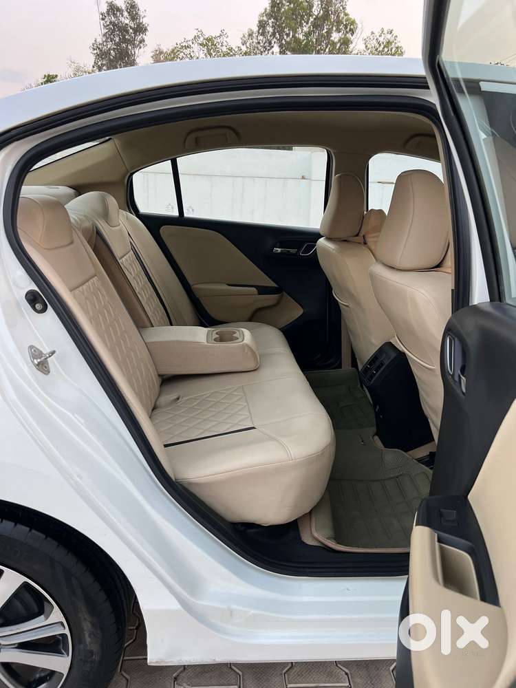 Honda City 1.5 V 5th Gen I-vtec Mt, 2022, Petrol