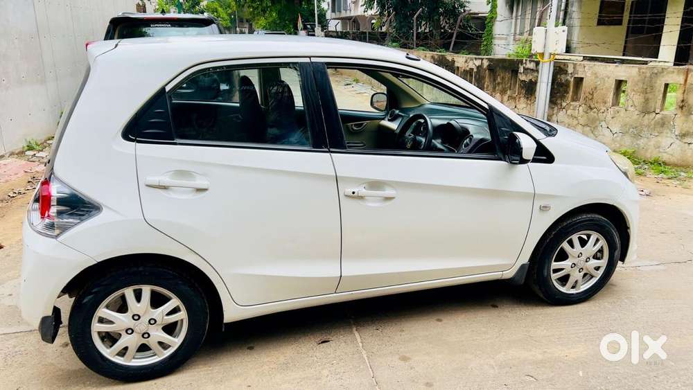 Honda Brio V Mt, 2012, Cng & Hybrids