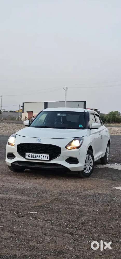 Maruti Suzuki Swift 2025 Petrol 27000 Km Driven