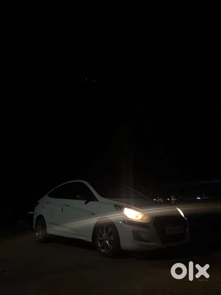 Topend Hyundai Verna 2012 Good Condition