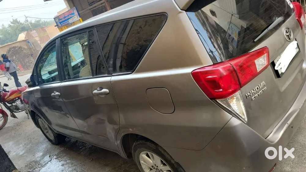 Toyota Innova Crysta 2019