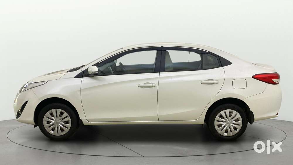 Toyota Yaris G Cvt, 2018, Petrol