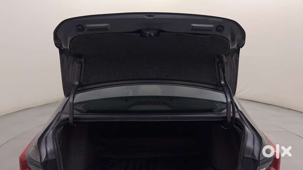 Honda City I-vtec Cvt Zx, 2021, Petrol